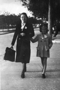 Eлисавета Василянска с дъщеря си Евгения